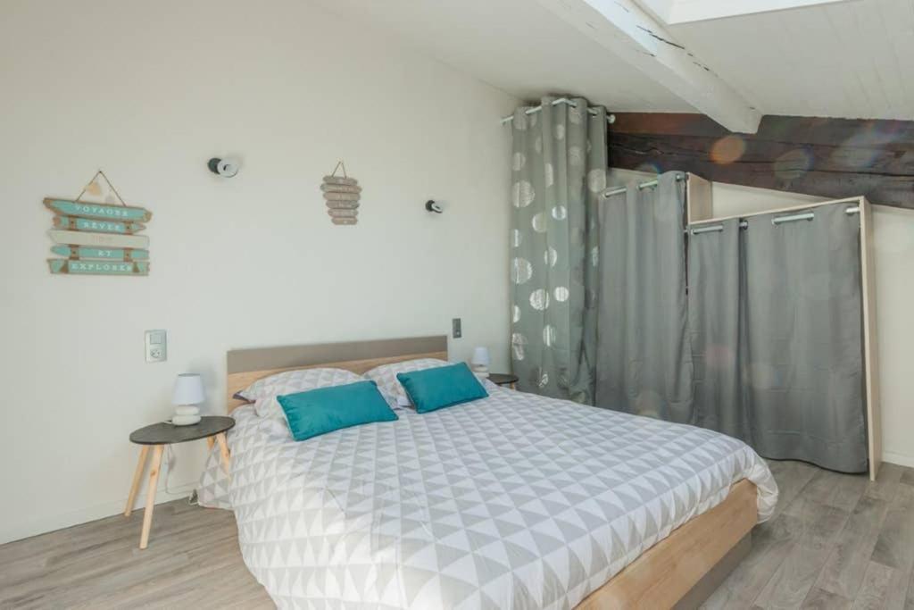 Gare-Capitole Apartment Нарбон Екстериор снимка